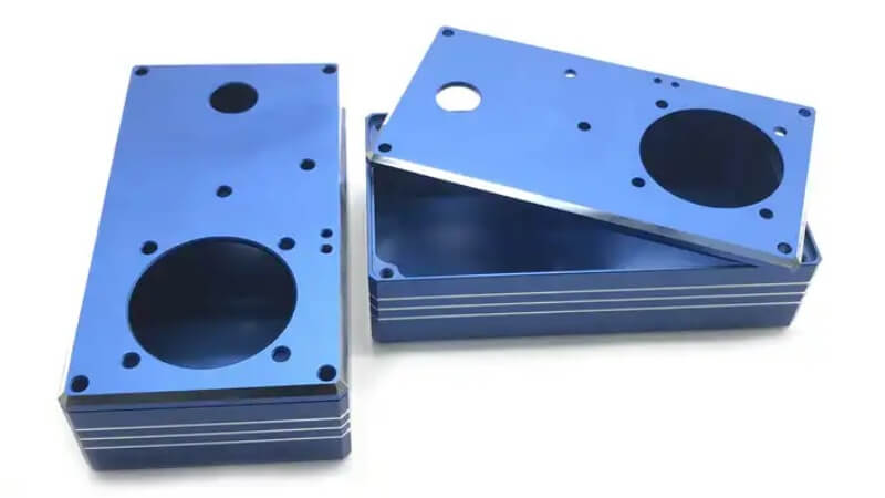 ALUMINUM COSMETIC COMPONENTS (41)